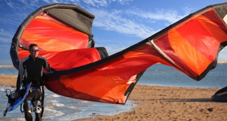 kite surf holiday schools tarifa, kitesurfing lessons costa de la luz, andalucia