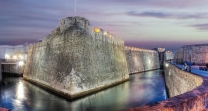 Memorable Gifts and Activities in Southern Spain