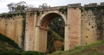 Memorable Gifts and Activities in Southern Spain