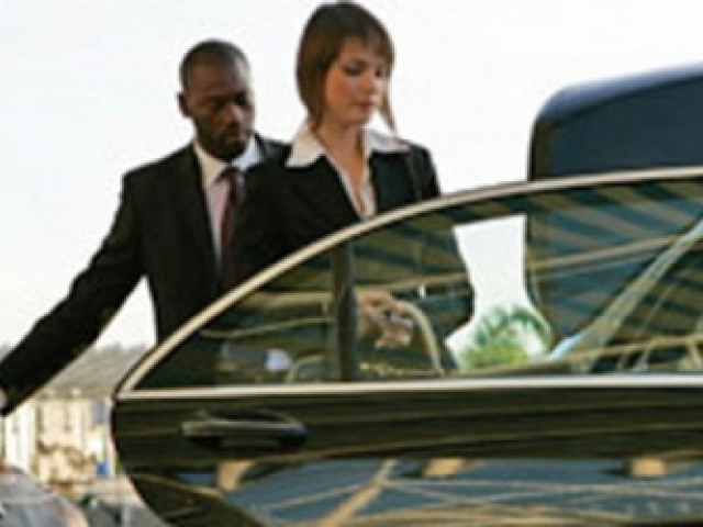 malaga airport transfers